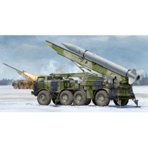 135 Russian 9P113 TEL w9M21 Rocket of 9K52 Luna-M Short-range artillery rocket system (FROG-7).jpg